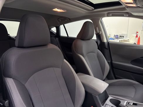 Certified 2025 Subaru Crosstrek 2.0i Premium image 23