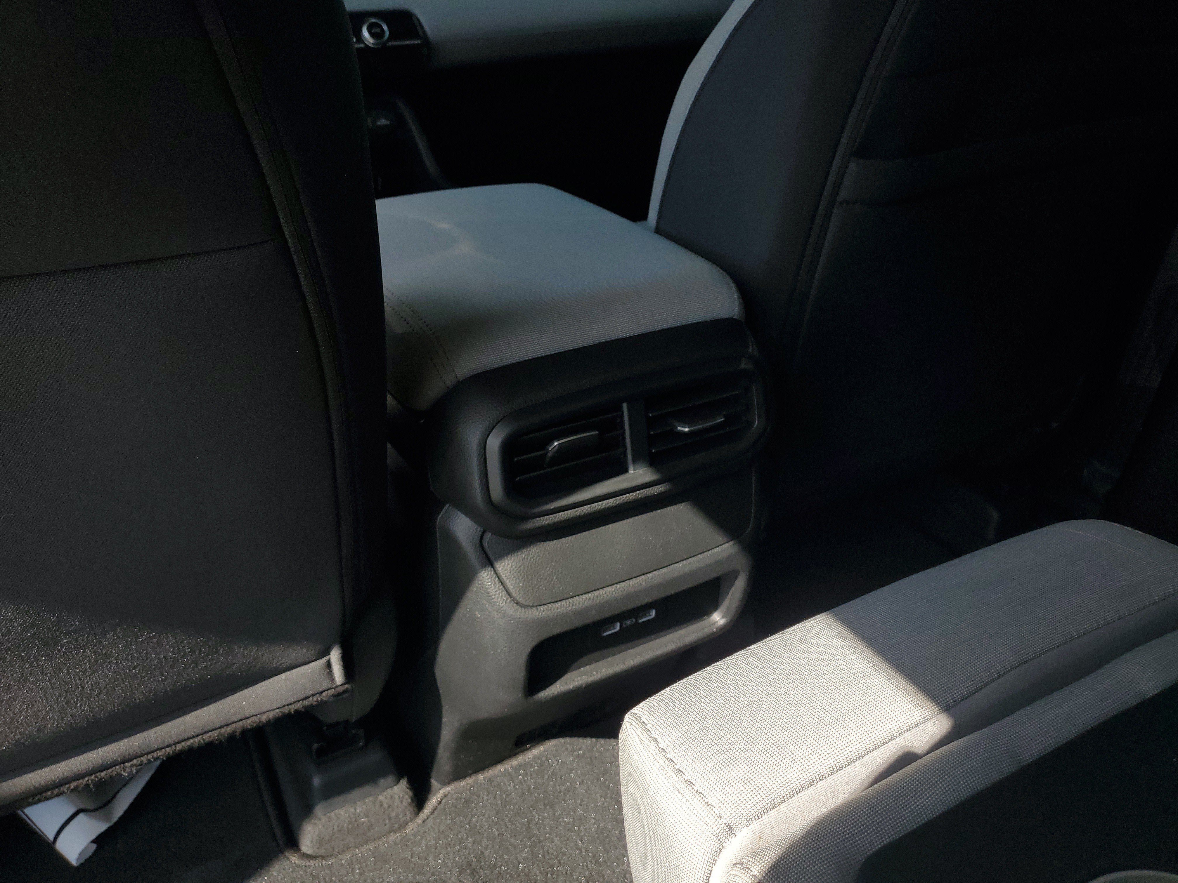Used 2023 Honda Pilot LX image 13
