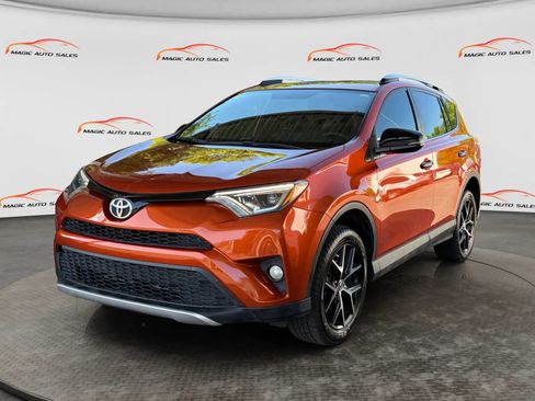 Used 2016 Toyota RAV4 SE AWD/4WD image 1