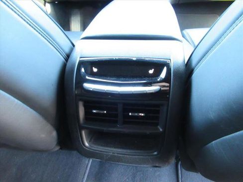 Used 2018 Cadillac XT5 Platinum w/ Driver Assist Package image 15