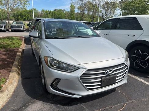 Used 2018 Hyundai Elantra Value Edition image 2