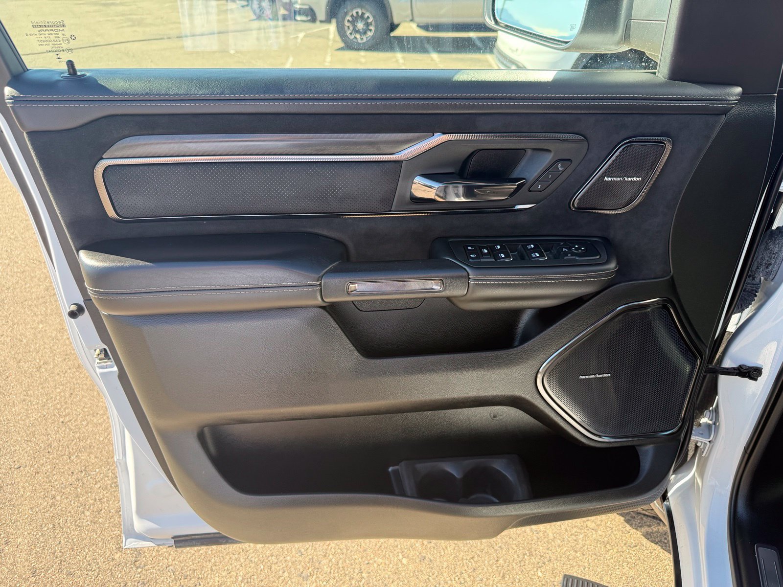 Used 2025 RAM 1500 RHO w/ RHO Level 1 Equipment Group AWD/4WD image 10