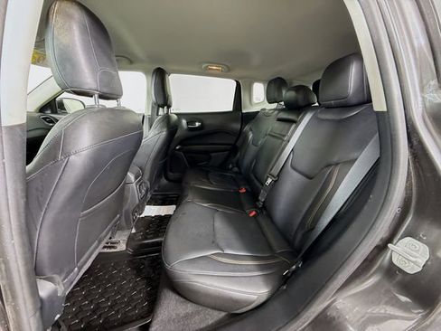 Used 2018 Jeep Compass Limited w/ Navigation Group image 23