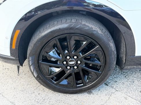 Used 2025 Cadillac Optiq Sport 1 AWD/4WD image 18