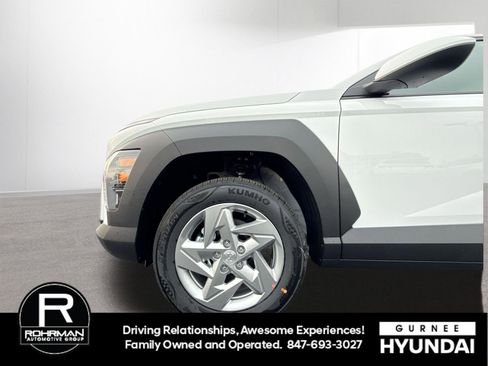 New 2026 Hyundai Kona SE image 12