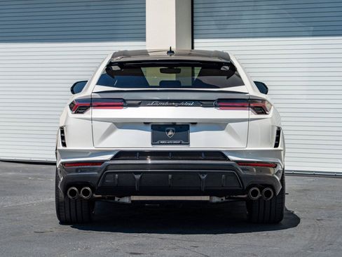 Used 2024 Lamborghini Urus Performante AWD/4WD image 11