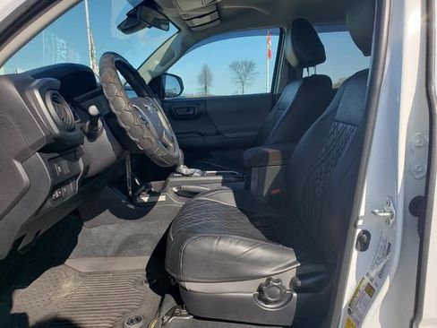 Used 2023 Toyota Tacoma SR image 10