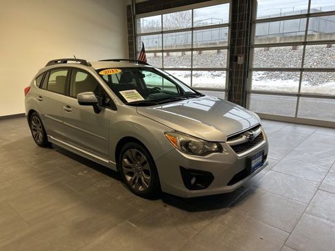 Used 2013 Subaru Impreza 2.0i Sport Premium image 3