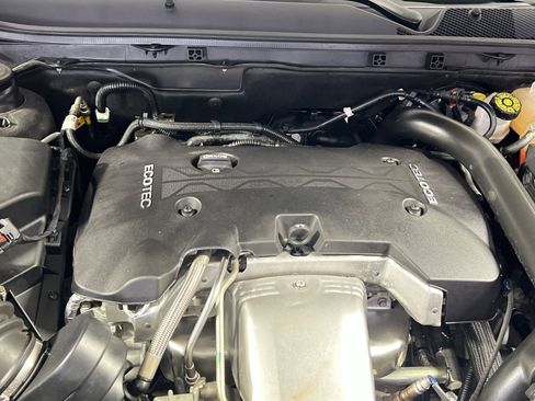 Used 2016 Buick Regal image 26