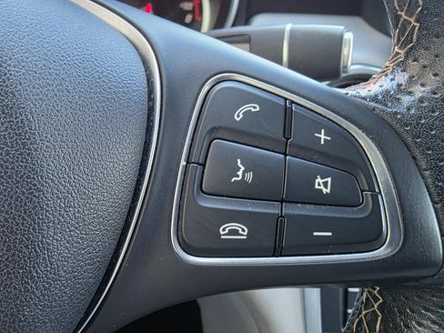 Used 2018 Mercedes-Benz GLA 250 4MATIC image 19