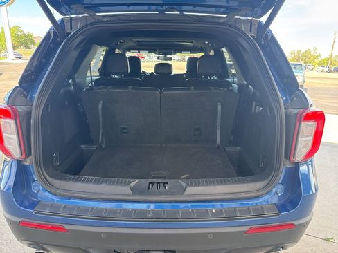 Used 2022 Ford Explorer ST-Line w/ Class IV Trailer Tow Package image 9