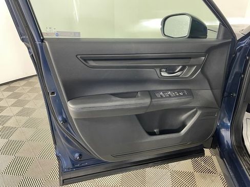 Used 2024 Honda CR-V LX image 16