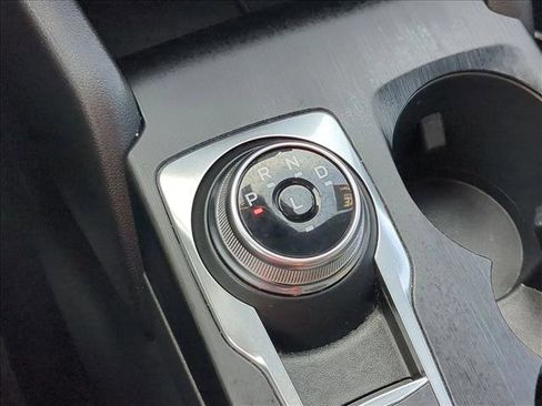 Used 2025 Ford Escape ST-Line image 12