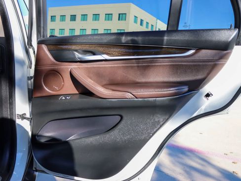 Used 2014 BMW X5 sDrive35i image 12