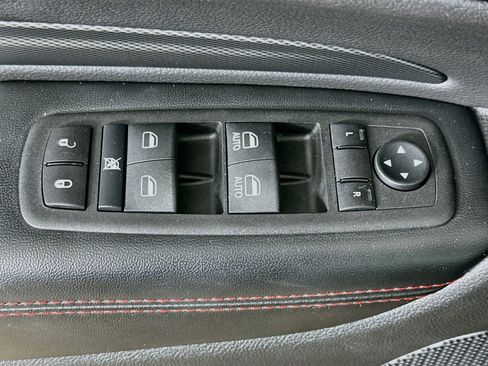 Used 2025 Dodge Durango GT RWD image 15