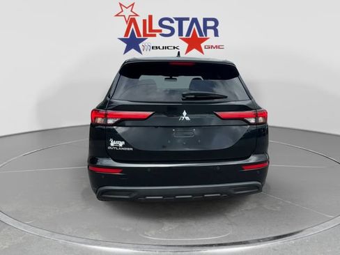 Used 2022 Mitsubishi Outlander ES FWD image 6