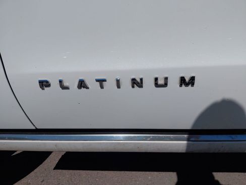 Used 2020 Ford Expedition Platinum AWD/4WD image 12