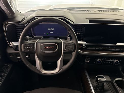 Used 2024 GMC Sierra 1500 Elevation RWD image 27