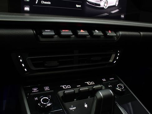 Used 2022 Porsche 911 Carrera image 56