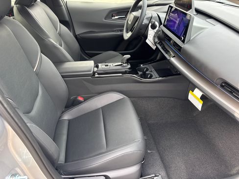 New 2027 Toyota Prius XLE FWD image 16