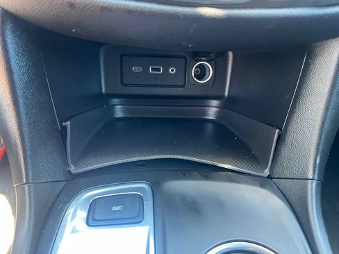 Used 2021 Chevrolet Equinox LT AWD/4WD image 32