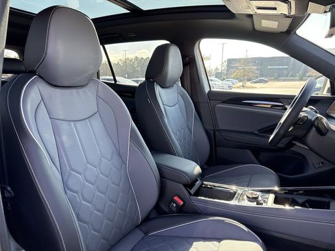 New 2026 Volkswagen Tiguan SEL R-Line image 17