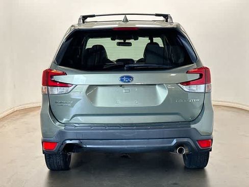 Used 2019 Subaru Forester Limited AWD/4WD image 4