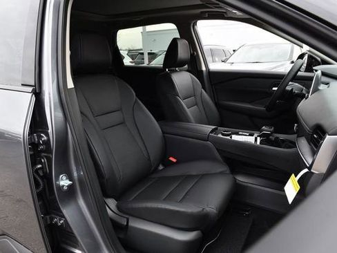 New 2026 Nissan Rogue SV AWD/4WD image 23