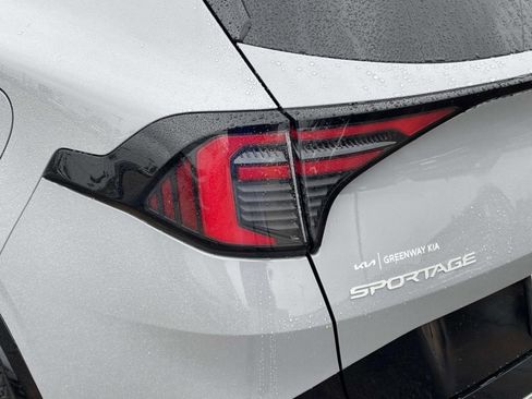 New 2026 Kia Sportage SX FWD image 10