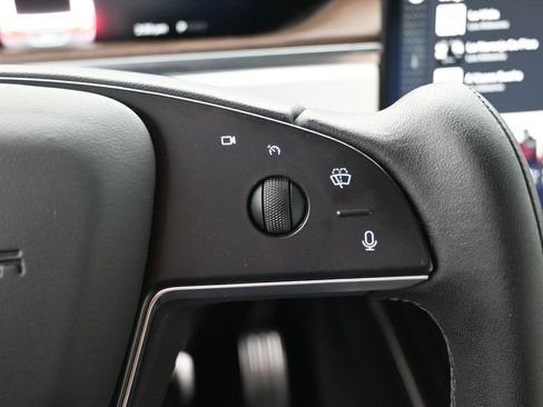 Used 2023 Tesla Model X AWD/4WD image 18