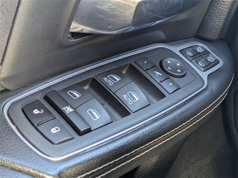 Used 2023 RAM 3500 Laramie image 27