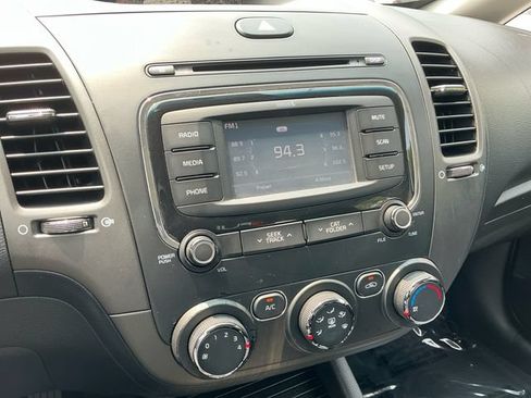 Used 2017 Kia Forte LX w/ LX Popular Package FWD image 20