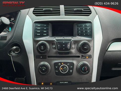 Used 2015 Ford Explorer XLT AWD/4WD image 16