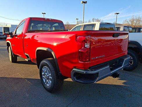 New 2026 GMC Sierra 3500 Pro image 3