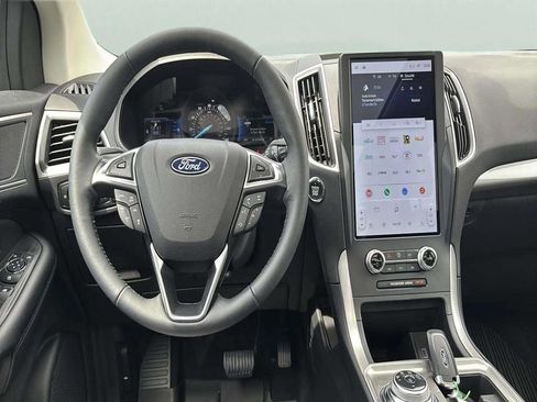 Used 2023 Ford Edge SEL w/ Convenience Package image 15