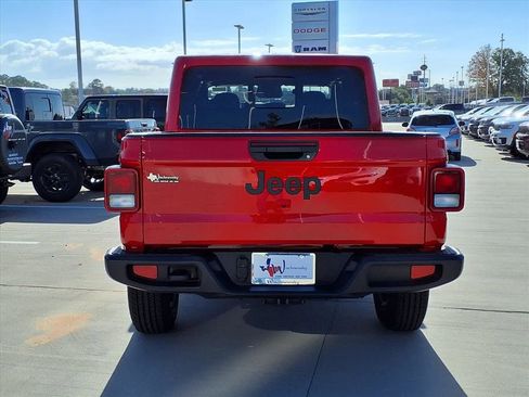 New 2026 Jeep Gladiator Sport image 5