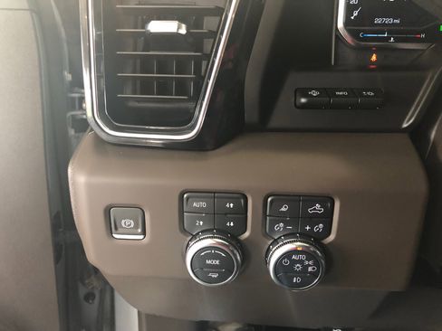 Used 2025 GMC Sierra 1500 Denali w/ Denali Reserve Package image 31