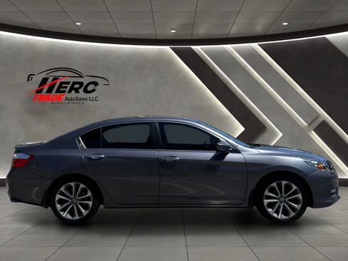 Used 2013 Honda Accord Sport image 4