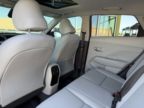 Used 2025 Hyundai Kona Limited FWD image 35