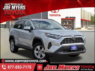 Used 2025 Toyota RAV4 XLE FWD video 1