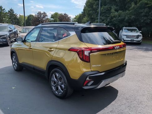 Used 2024 Kia Seltos S AWD/4WD image 10