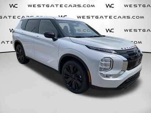New 2026 Mitsubishi Outlander LE FWD image 29