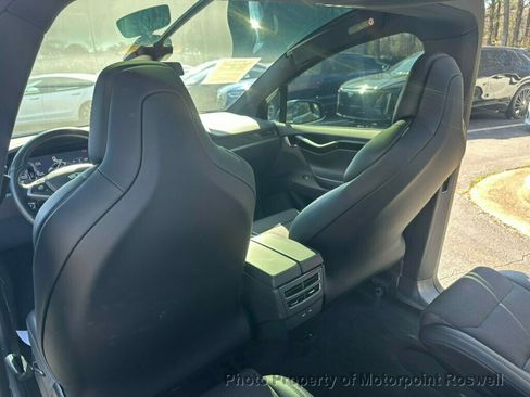 Used 2018 Tesla Model X 100D image 15