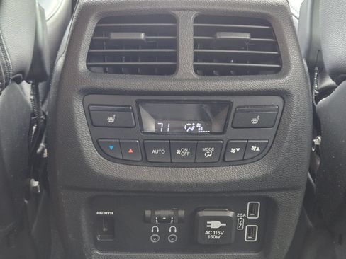 Used 2021 Honda Pilot Touring image 27