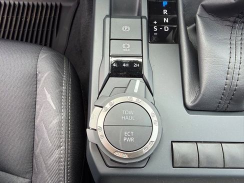 New 2025 Toyota Tacoma SR5 AWD/4WD image 24