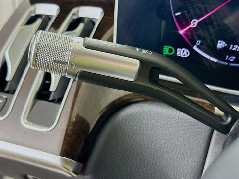 Used 2023 Mercedes-Benz S 500 4MATIC image 5