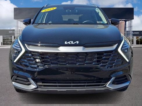 Certified 2025 Kia Sportage EX AWD/4WD image 2