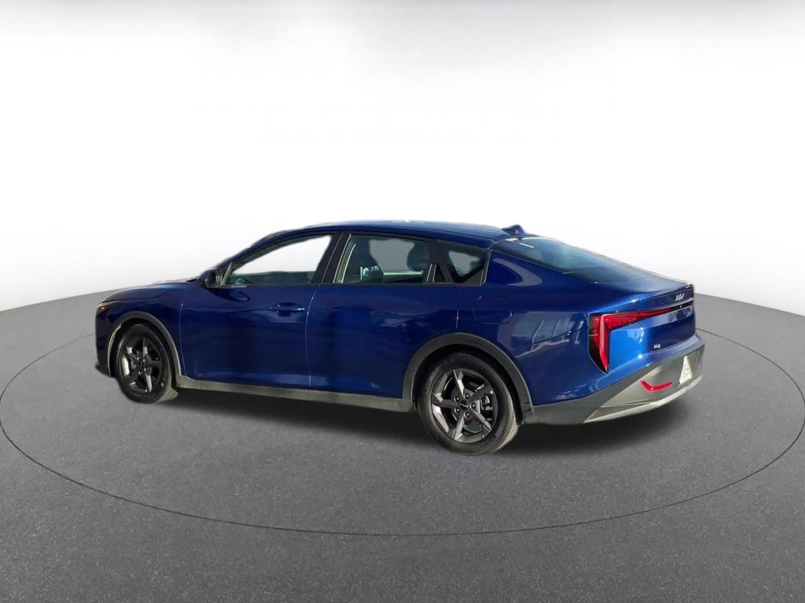 Used 2025 Kia K4 FWD image 8