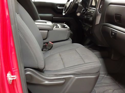 Used 2019 Chevrolet Silverado 1500 Custom Trail Boss w/ Custom Convenience Package image 28