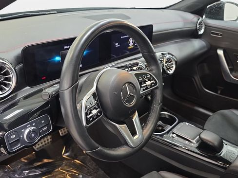 Used 2022 Mercedes-Benz CLA 250 4MATIC image 14